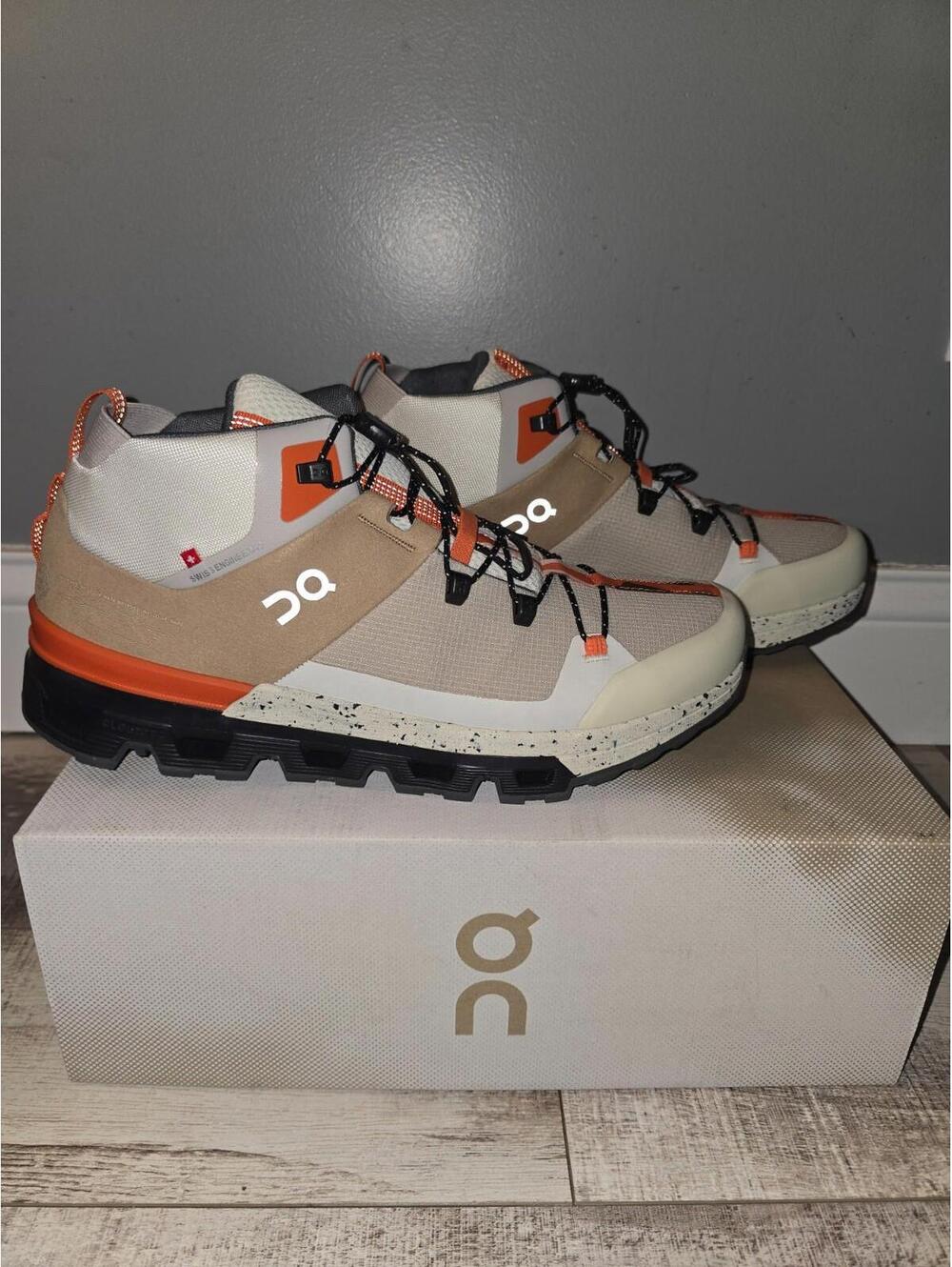 On Cloud Cloudtrax Hiking Boots Chai Ivory Men's Trail Swiss Running MENS 12M